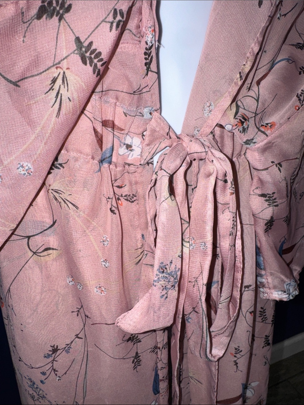 Blush Pink Floral Front-Tie Kimono Robe– Size 2XL–3XL - Picture 8 of 12
